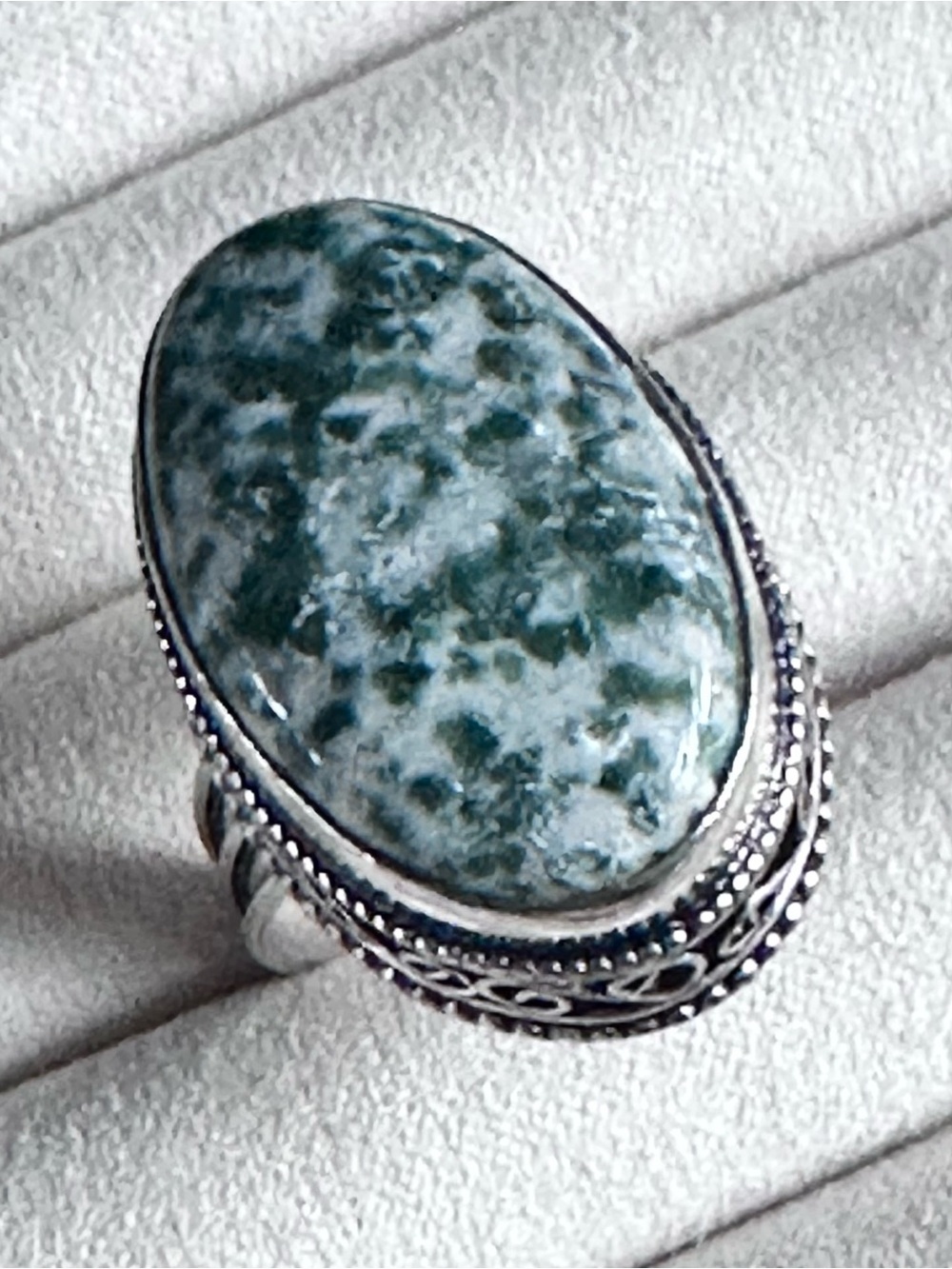 Artisan Silver Ring with Mottled Green TREE AGATE SIZE 9  Cabochon